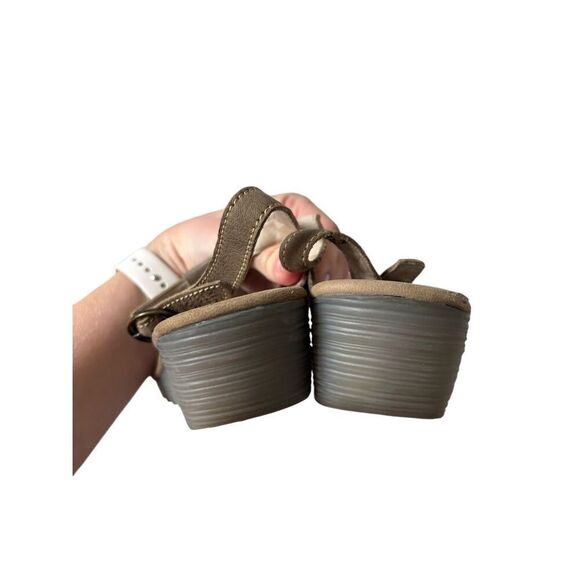 Fly London Low Wedge Slingback Sandals size 39 US 8 8.5 Taupe Open Toe - Picture 4 of 7